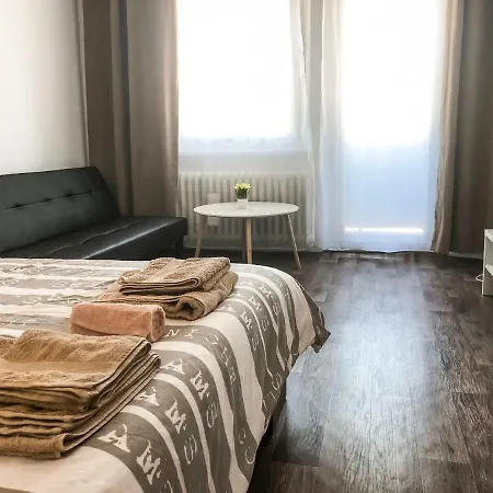 1 Bdr Apartment, Soblahovska *